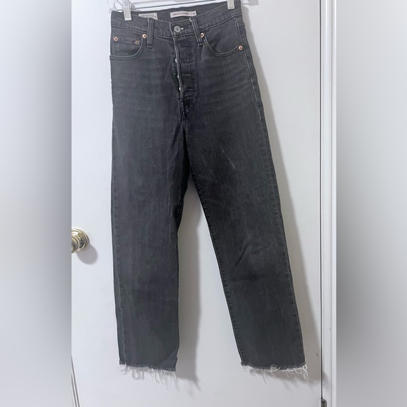 Levi’s Washed Gray Black Ribcage Straight Women's Jeans - Picture 2 of 11